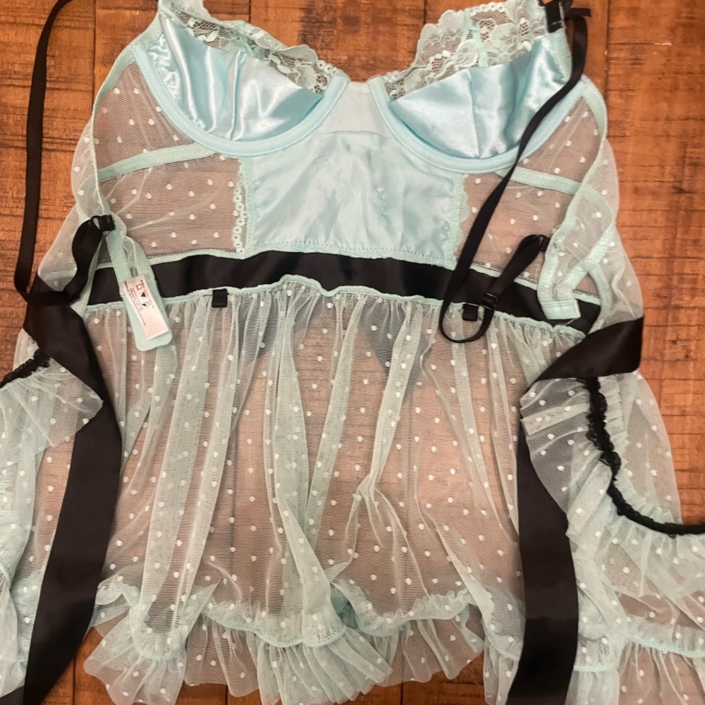 G String
Deamgirl Lace Apron Babydoll With G-
string - Picture 9 of 11